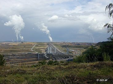 Tagebau und Braunkohlekraftwerke