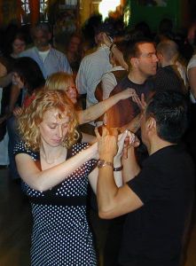 Salsa in Hamburg in der Latin Dance Academy