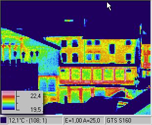 Infrarotaufnahme / Wärmebild / Thermografie: Häuser